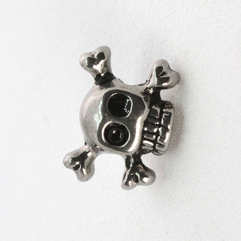 Piercing Oreille en Acier tête de mort pirate stylisée en relief danger hard rock black metal pirate caraïbes Jack Sparrow corsaires zombie animé manga Monkey D Luffy One Piece Danger High Voltage crâne os squelette skull bones   Couleur Silver PO-321