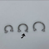 Piercing Oreille en Acier chirurgical ring ouvert à double strass solitaire en 3 tailles Petit Moyen et Grand en 2 Couleurs Silver PO-439